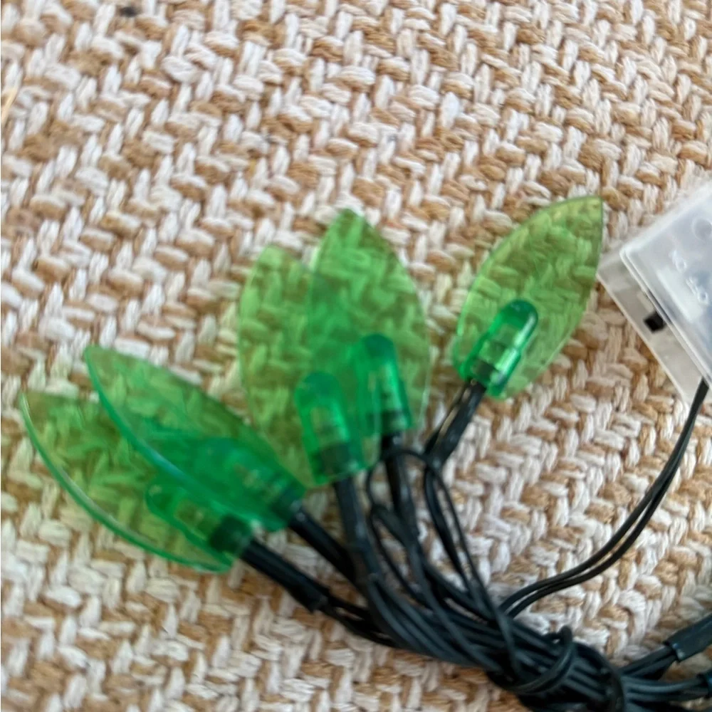 Green Leaf String Lights